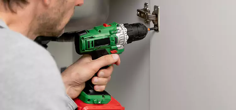 Commercial Door Hinge Repair Northbrook