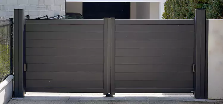 Common Residential Gate Issues We Resolve in Northbrook, IL