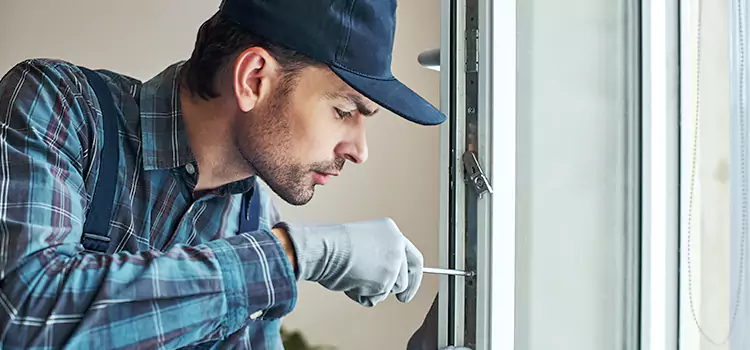 Emergency Response for Latch Issues Northbrook